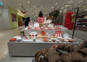 看護師 外出同行 ミナモア 外出付き添い お買い物同行 高齢者施設見守り 外食同行 外食付き添い 歩行器 杖歩行 車椅子 シルバーカー トイレ介助 広島市 介護保険適応外サービス 保険外サービス 介護靴 介護シューズ 通院付き添い 受診同行 診察室付き添い 外出同行 薬局付き添い 外出付き添い 外食同行 歩行器 杖歩行 車椅子 シルバーカー トイレ介助 看護師 介護保険適応外サービス 保険外サービス 診察室同行 がん相談支援センター付き添い 高齢者施設 見守り お話相手