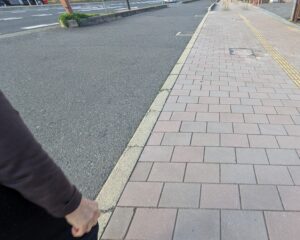 遠距離介護　看護師外出同行　外出付き添い　お買い物同行　高齢者施設見守り　外食同行　外食付き添い　歩行器　杖歩行　車椅子　シルバーカー　トイレ介助　広島市　介護保険適応外サービス　　保険外サービス 介護靴　介護シューズ 通院付き添い　受診同行　診察室付き添い　外出同行　薬局付き添い　外出付き添い　外食同行　歩行器　杖歩行　車椅子　シルバーカー　トイレ介助　看護師　　介護保険適応外サービス　保険外サービス　　診察室同行　がん相談支援センター付き添い　高齢者施設　見守り　お話相手